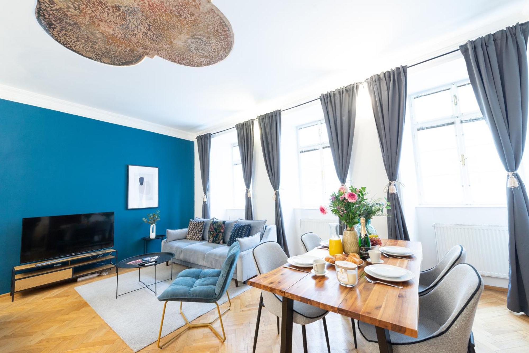 Best Price & Location - Historic Square Residency Прага Экстерьер фото